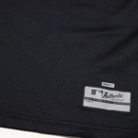 Nike Yankee Tee - Picture 3 of 4